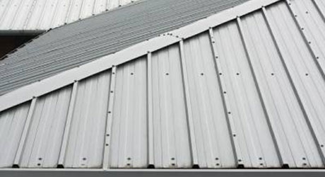 Tips-Homeowners-Must-follow-for-Metal-Roof-Maintenance img