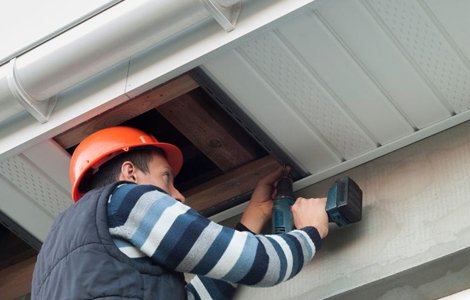 Elevate Your Home's Charm and Protection: A Guide to Expert Soffit and Fascia Installation in Toronto